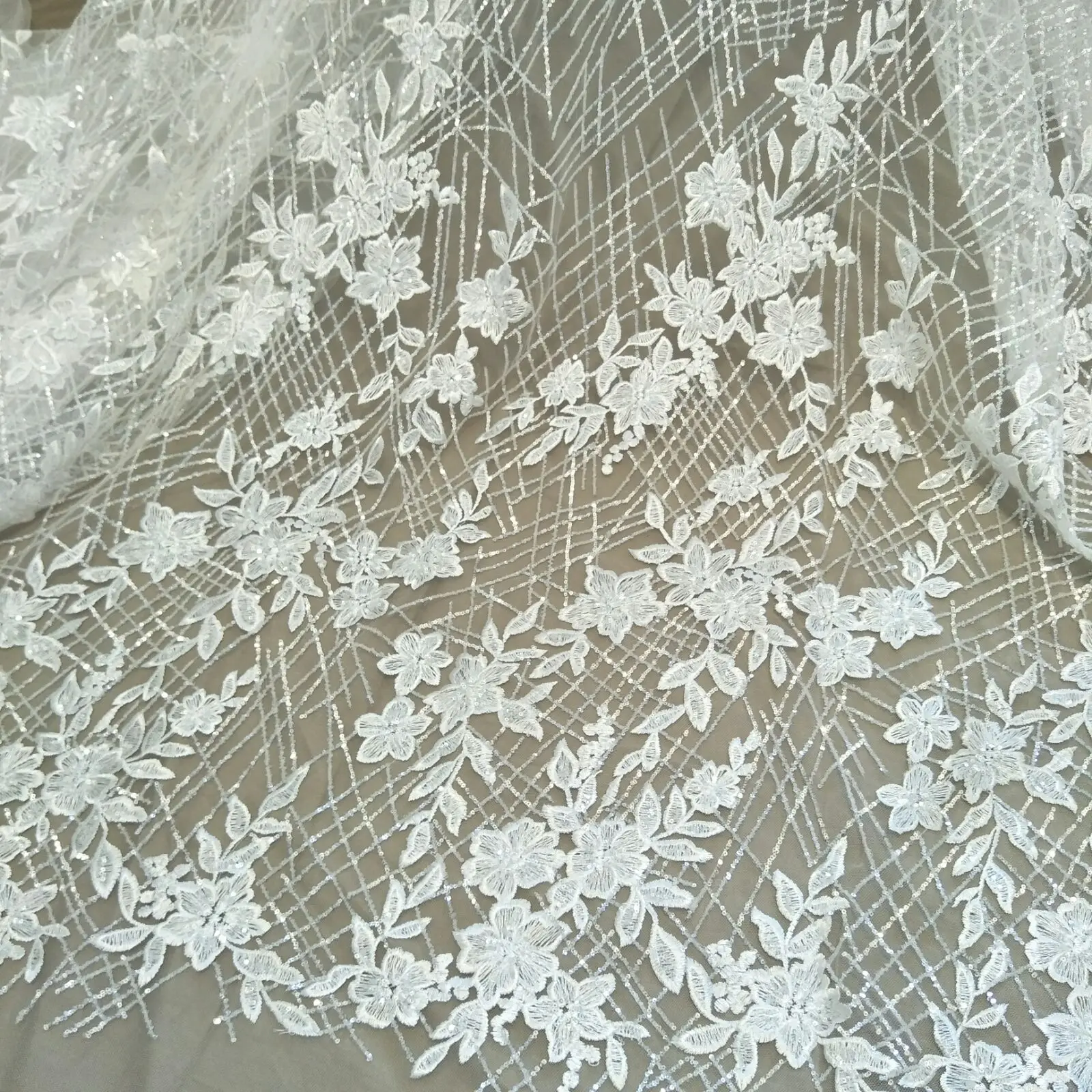 Fashion wedding gown dress lace 130 cm width wedding dress lace fabric ivory fabric sell by yard