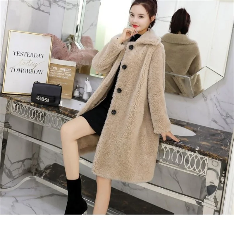 

Winter New Women Fur Coat Imitation With Cotton Wool Like Sheep Shearing Wool And The Medium Length Grain Wool Thick Mother Coat