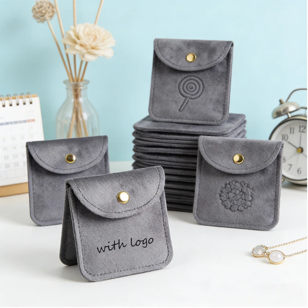 

Персонализированный маленький бархатный мешочек для украшений 6,5x6,5 см, упаковка для ювелирных изделий, подарочные пакеты для свадьбы с застежкой-кнопкой для браслетов и ожерелий