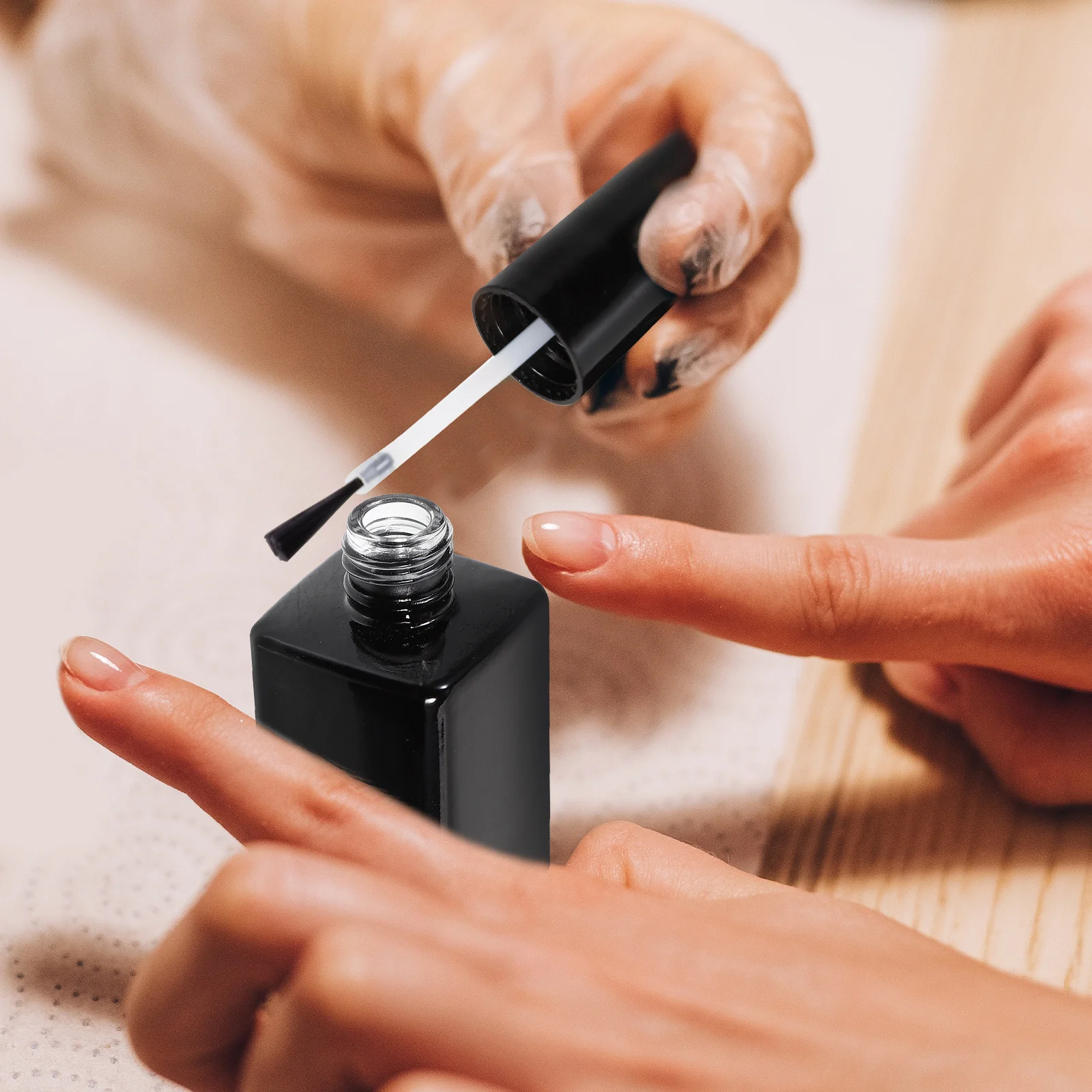 

6Pcs Refillable Nail Polish Bottles Small Glass Leakproof Container Portable Mini Gel Polish Bottle Brush for Salon Travel