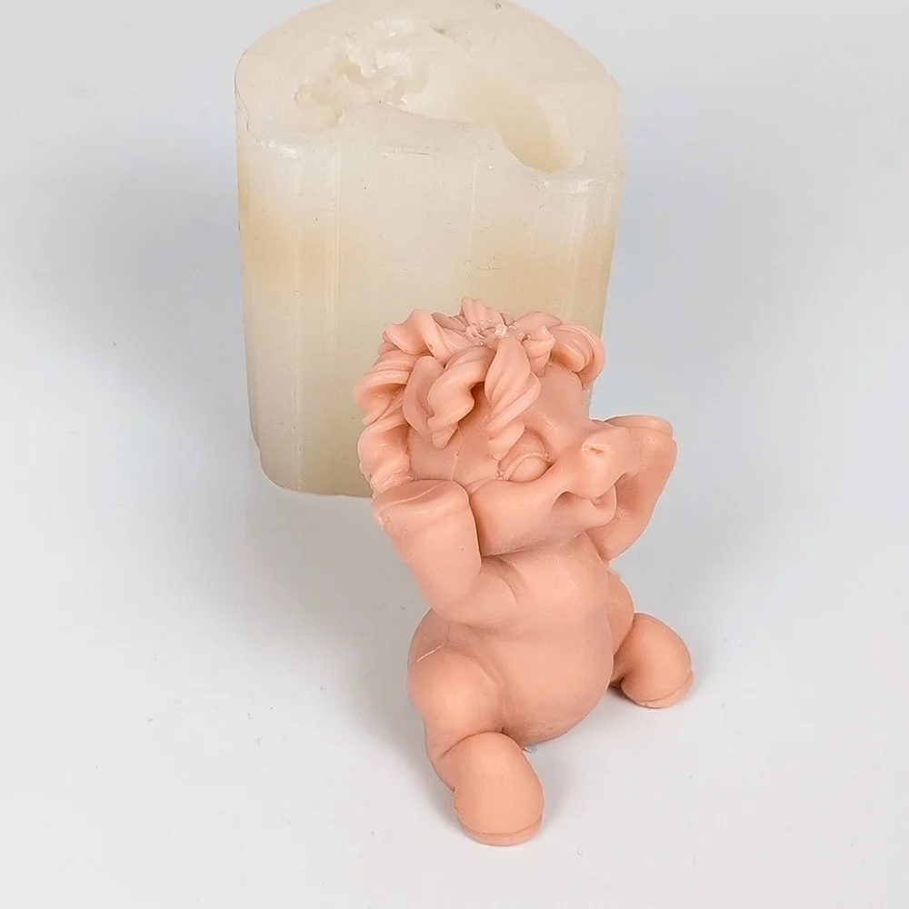 3D Animals Mold A Sitting Unicorn Laughing Happily Moulds Silicone Candle Soap Molds Wedding Birthday DW0650