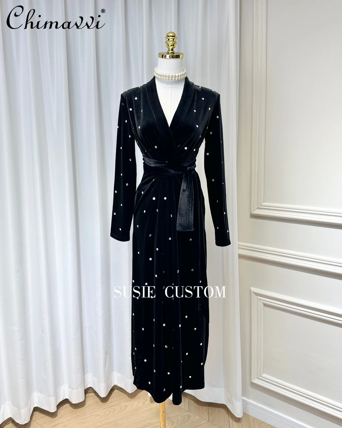 

Fashion V-neck Cuffed Large Rhinestone Tied Slim Fit Velvet Mid-Length Dress 2024 Spring Summer New Slim Elegant Lux Party Dress