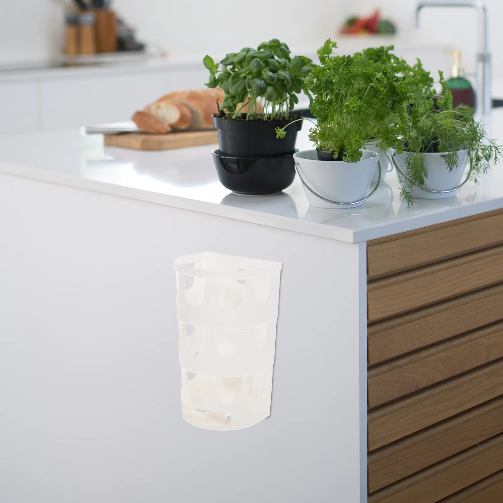 

Trash Bag Storage Holder Large Hole 15 Holes Plastic Dispenser Organizer for Home Hotel Large Hole Bag Holder