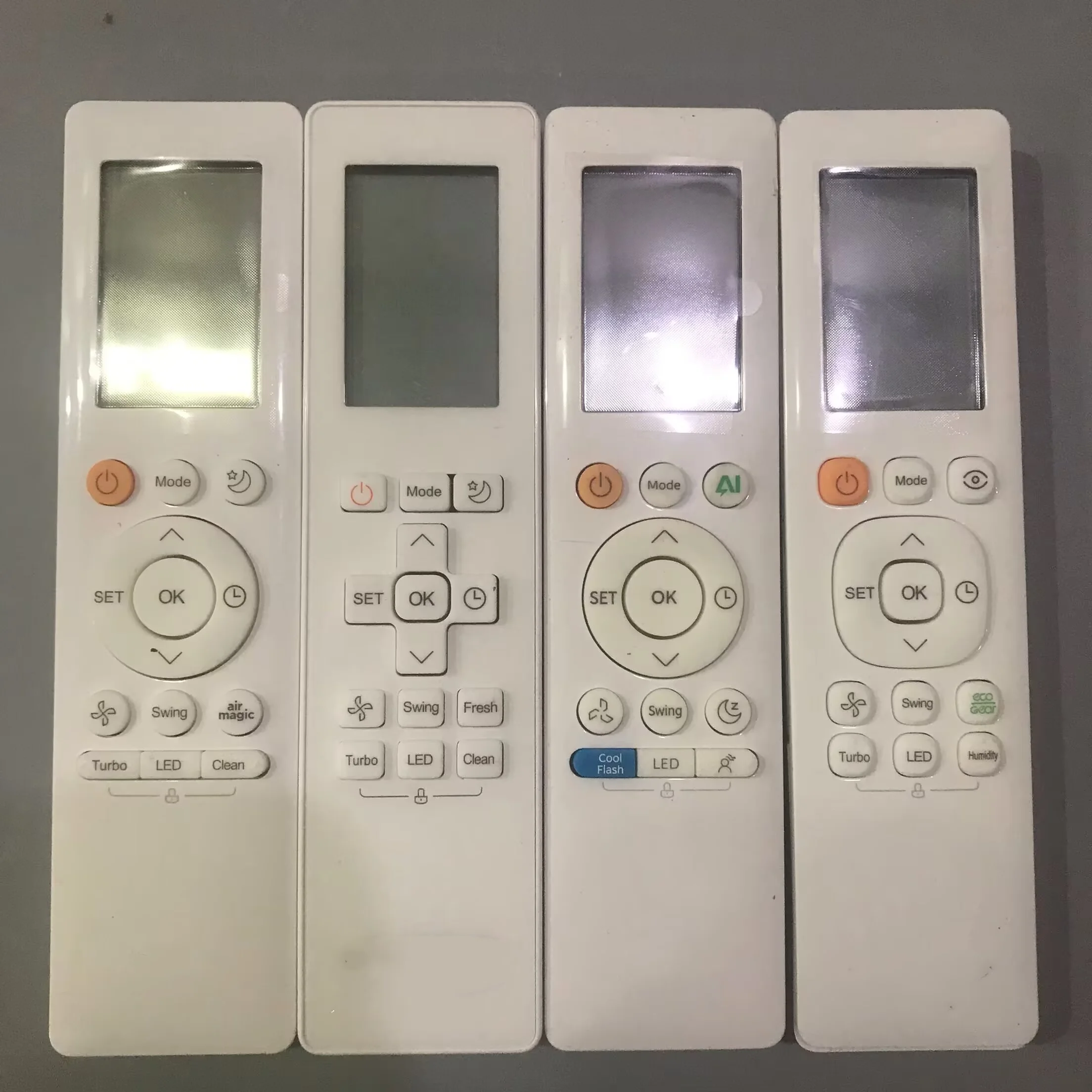 Los mandos a distancia RG10B1(G), RG10B1(B2), RG10E(B2S)/BGCEF y RG10L1(D2HS)/BGEFU1 son compatibles con los acondicionadores MITSUI.