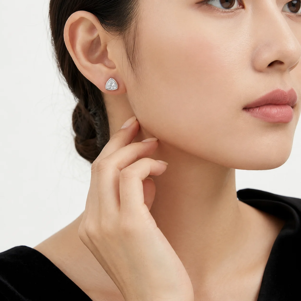 Moissanite Stud Earrings for Women S925 Sterling Silver Triangle 5x5mm D Color VVS1 GRA Certified Minimalist Fine Jewelry Gift view 2