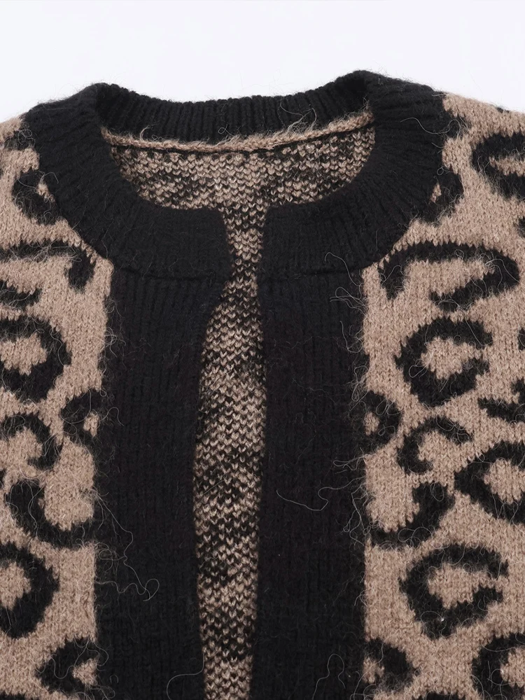 Cardigan in maglia jacquard con stampa animalier girocollo versatile ed elegante alla moda da donna di nuovo arrivo in stile europeo.