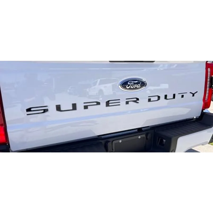 

Compatible with 2023- Current Super Duty Tailgate Lettering Kit