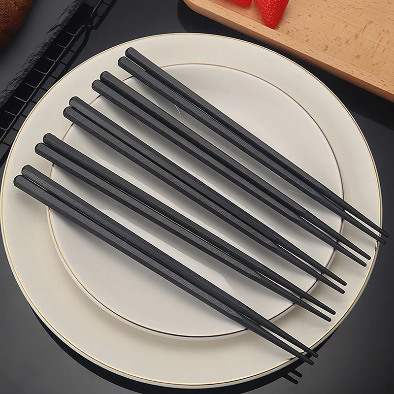 

1 Pairs Alloy Chinese Chopsticks Food Japanese Sushi Sticks Reusable Non Slip Dishwasher Safe Bamboo Shape Food Grade Chopsticks