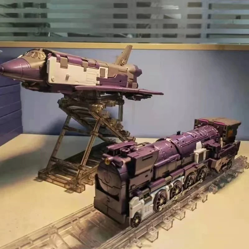 

Transformation Astrotrain RP44 RP-44 Big Train Action Figure KO FT44 MP Scale Boy Collectible Toy Comes with Retail In STock