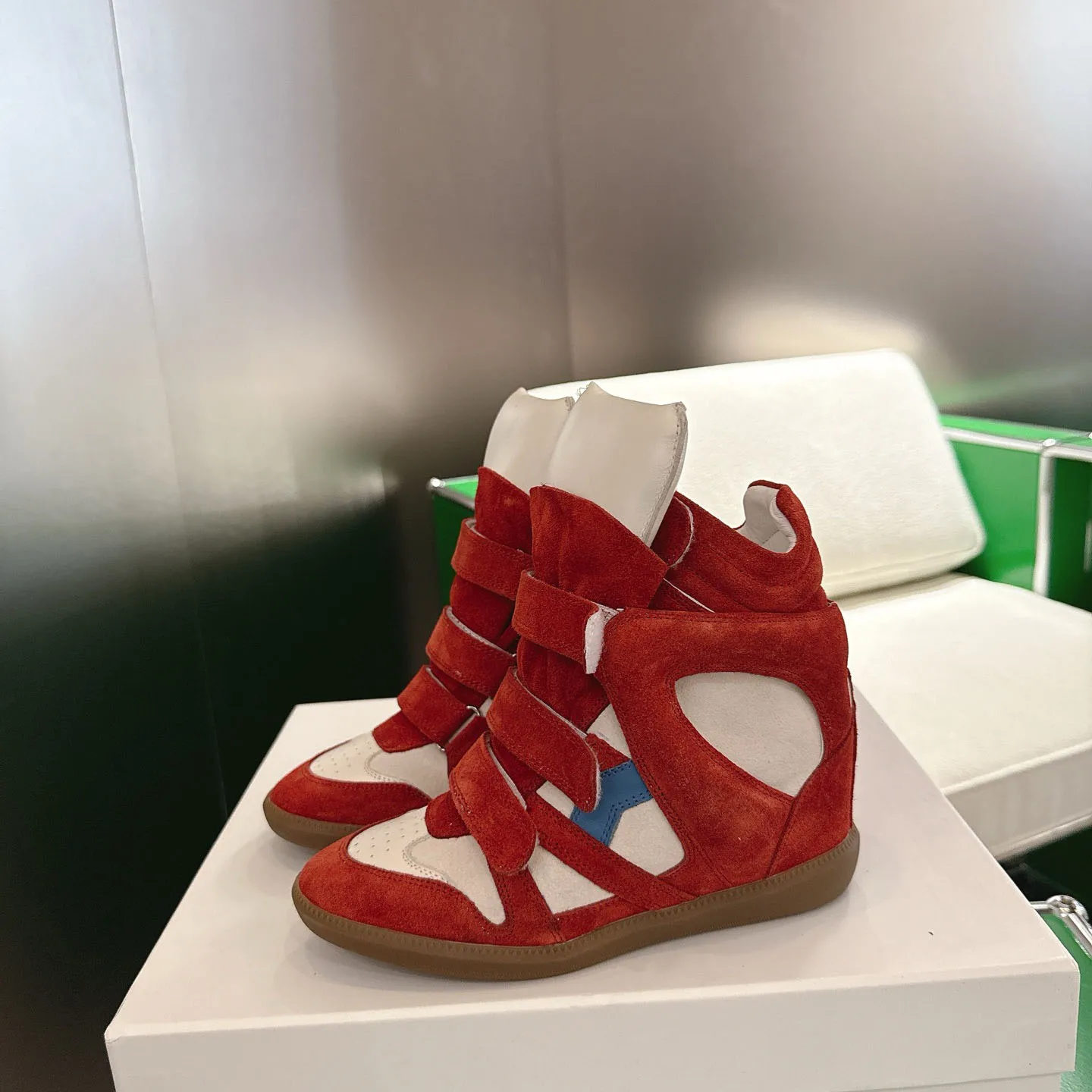 

Women's Casual Wedge Shoes Hidden Wedge High-top Sneakers Leather Suede Rubber Sole