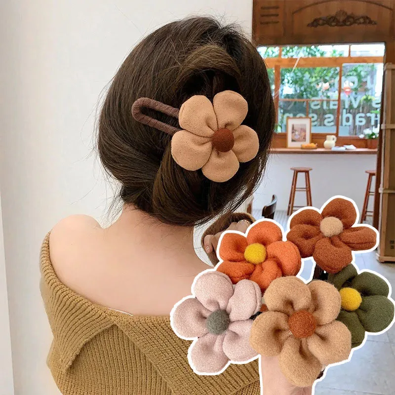 Elegant Sweet Women Large Flowers Shaped Hair Claw Clips Ponytail Clips Barrettes INS Girls Plush Flower Hair Crab Hairgrips