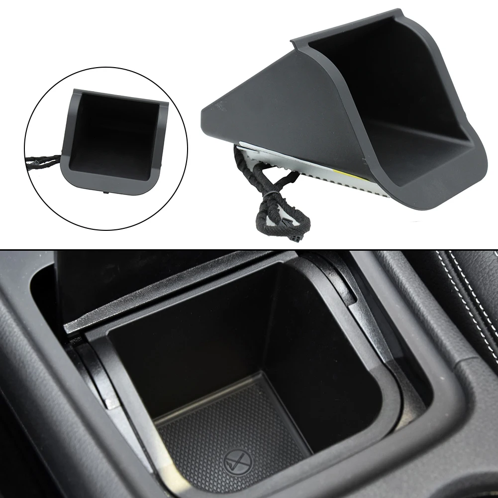 

Wireless Charger Fast Charging Pad For CLA-class C117 2013 2014 2015 2016 2017 2018 Front Center Console Fast Charging