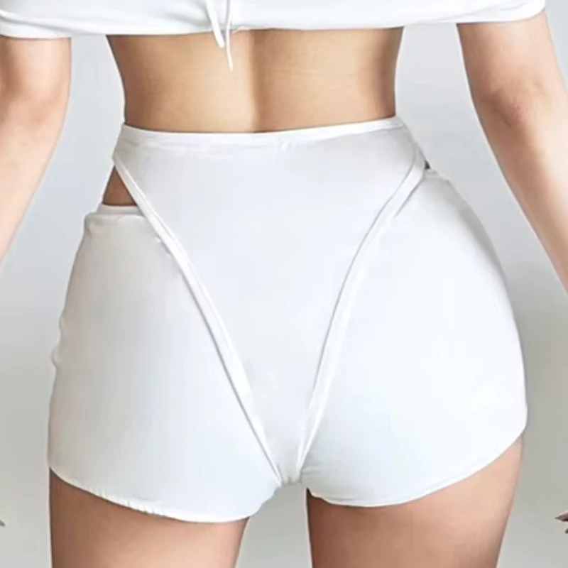 Women's Retro Beach Personality Design Bottoms Embellished Metal Rivet Detail Elastic Waist Low-waisted Daily Shorts New Style