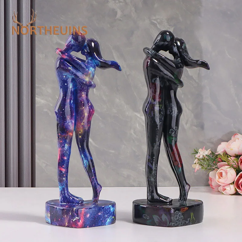 

NORTHEUINS Resin Kissing Couple Statues Ornament Graffiti Lover Figurines for Interior Decor Accessories Valentine's Day Gifts