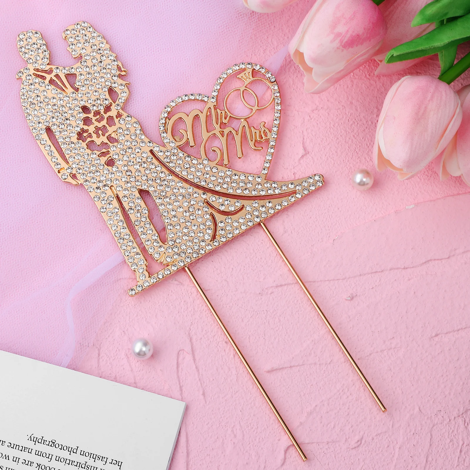 

Mr And Topper Elegant Rhinestone Wedding Decoration Metal Cake Topper for Bridal Shower Wedding Party Cake Accessory