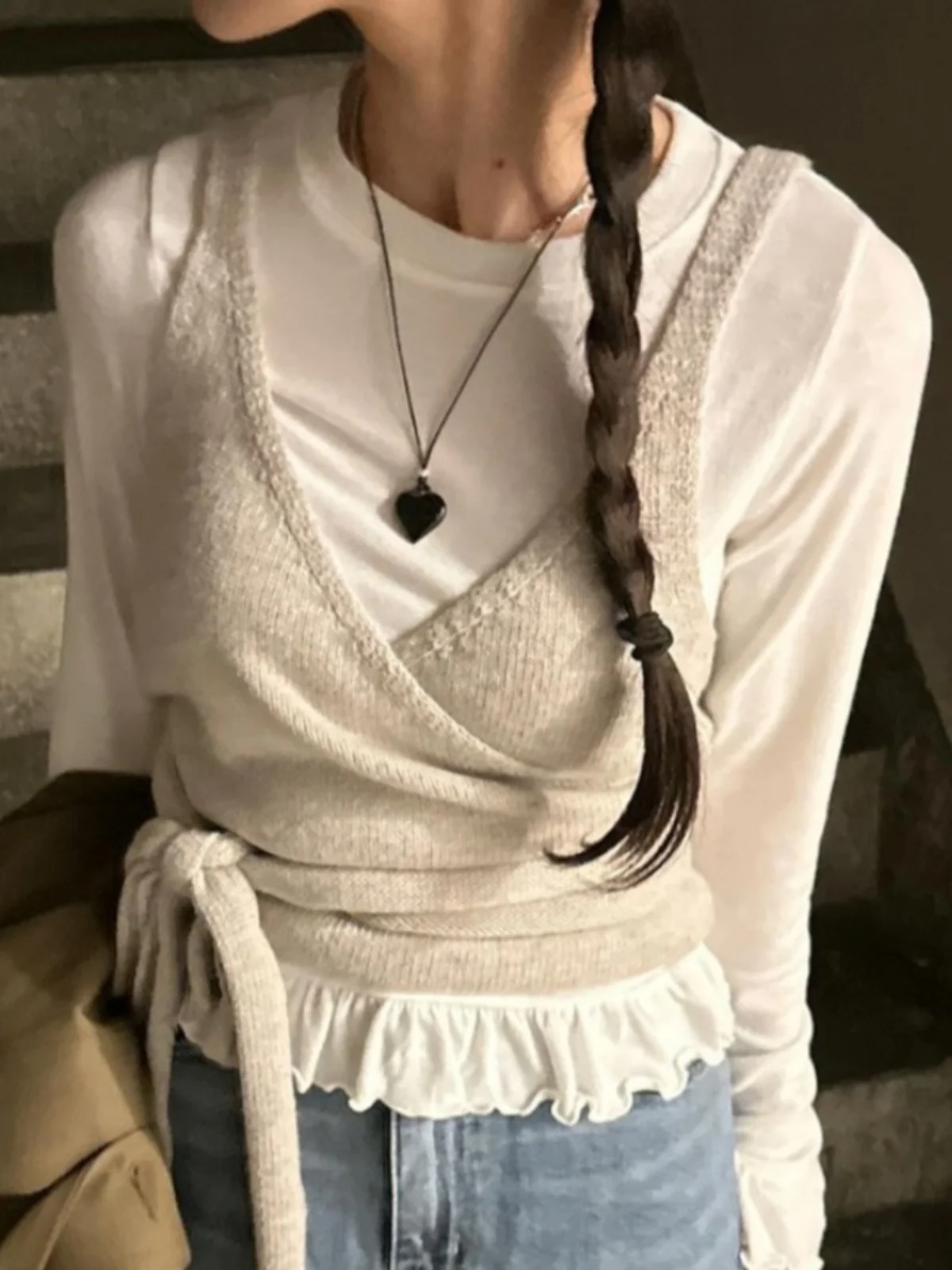 

Chic Vintage Cross-Banded V-Ne Wrap Sle Tank Top Women's Faionable Age-Defng Spring Sweater Straight Cut Polyester