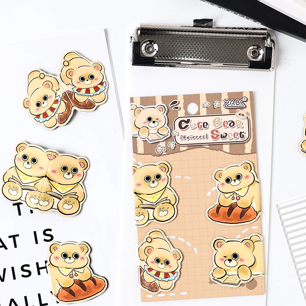 4 pcs/set creative animal-shaped magnetic bookmarks, used as reading aids and book decorations, a cute gift for friends