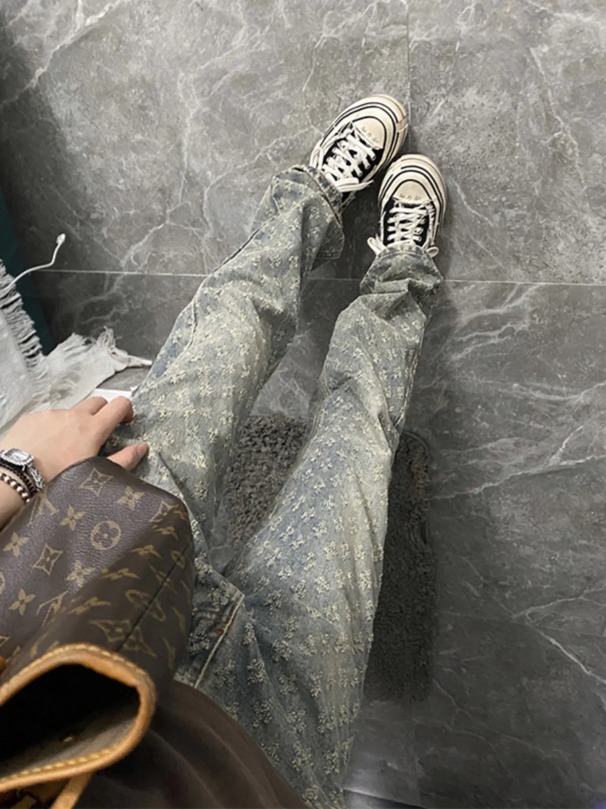 

Новые летние мужские джинсы прямого кроя с цветочным принтом, американские модные молодежные брюки в стиле High Street, молодежная мода