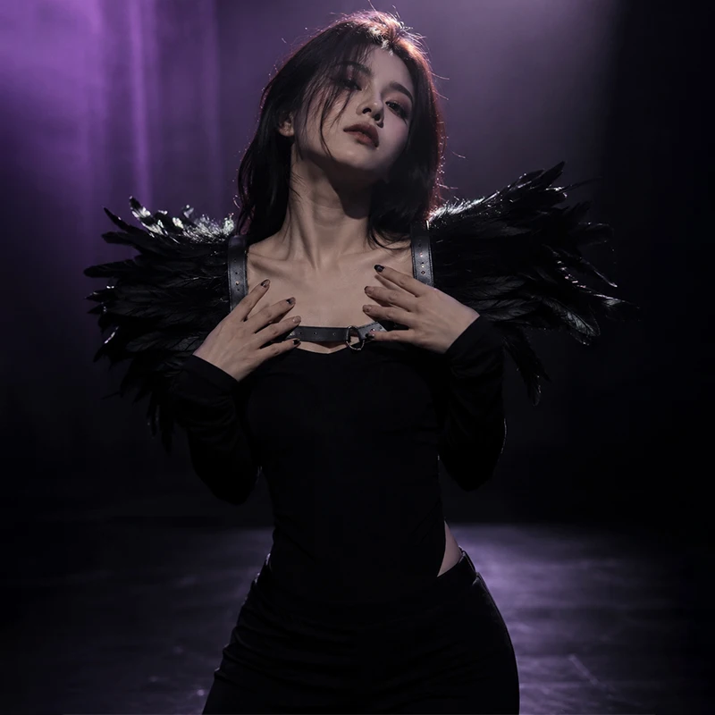 Gothic Feather Shawl Fashion Feather Tie Strap Punk Harness Cape Feather Epaulette Party Nightclub Halloween Cosplay Accessory