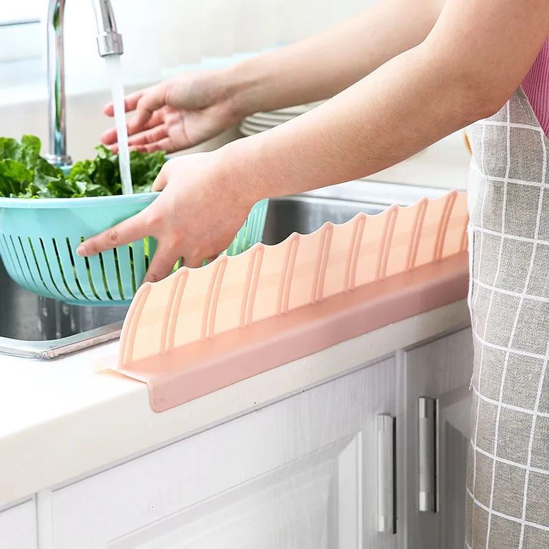 Kitchen Sink Splash Guard Water Barrier Baffle Board Washable & Reusable ดูดติดตั้งสำหรับเกาะอ่างล้างจานห้องน้ำ TB ขาย