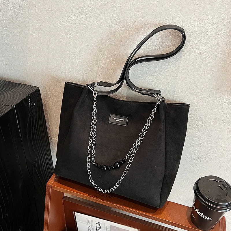 Vintage large capacity versatile ins temperament commuter underarm tote bag