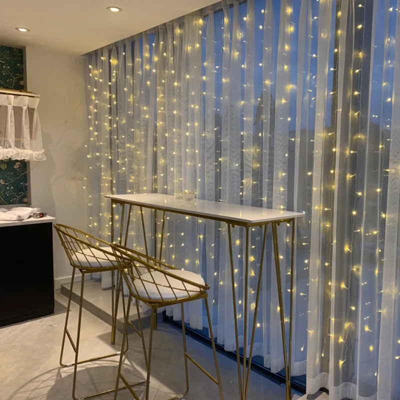 Decorazioni natalizie Ghirlanda di ghiacciolo LED Tenda String Lights 3M * 2M Spina azionata per Natale / Partito / Matrimonio / Arredamento della stanza Capodanno 2025 Luci delle fate Decorazioni natalizie 2025 Feston