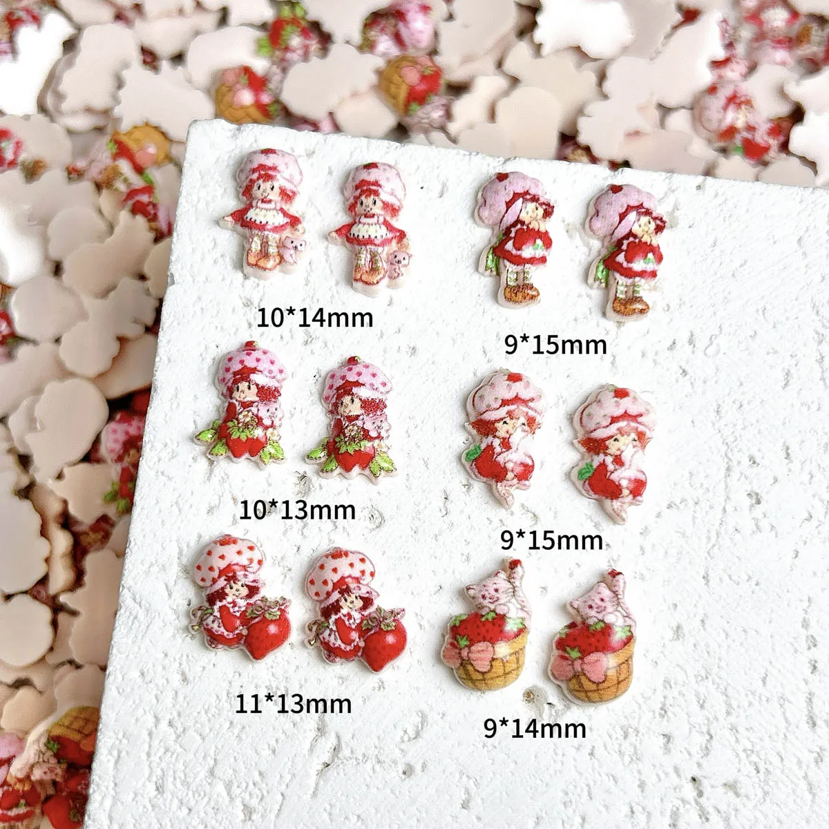 20PCS Sweet Cartoon Strawberry Girl Resin Nail Art Charms 3D Creative Luminous Strawberry Cat Nail Decorations DIY Hairpin Nails