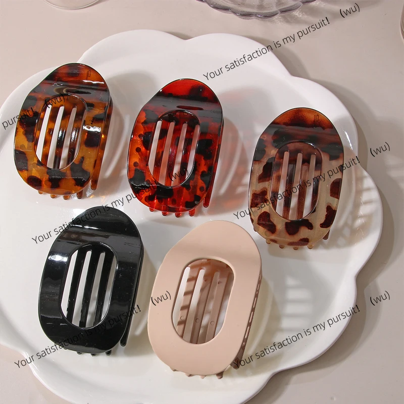 Fashion Oval Flat Hair Clips for Women New Design Leopard Large Flat Round Claw Clip French Hair Clips Trendy Hair Accessories