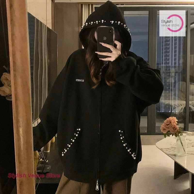 

American retro Pearl hooded beaded cardigan sweater women's autumn and winter new fashion embroidery design loose zipper coat.