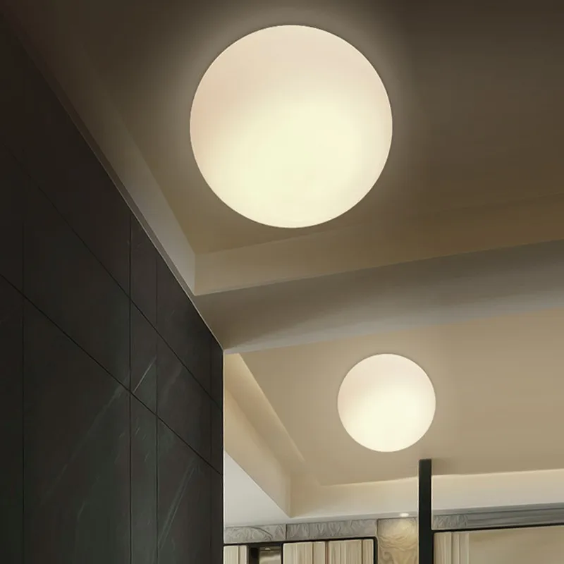 Lampada da parete in vetro nordico a LED Lampada da soffitto a sfera di colore bianco latte Minimalista Bagno Corridoio Balcone Camera da letto Illuminazione d'ingresso