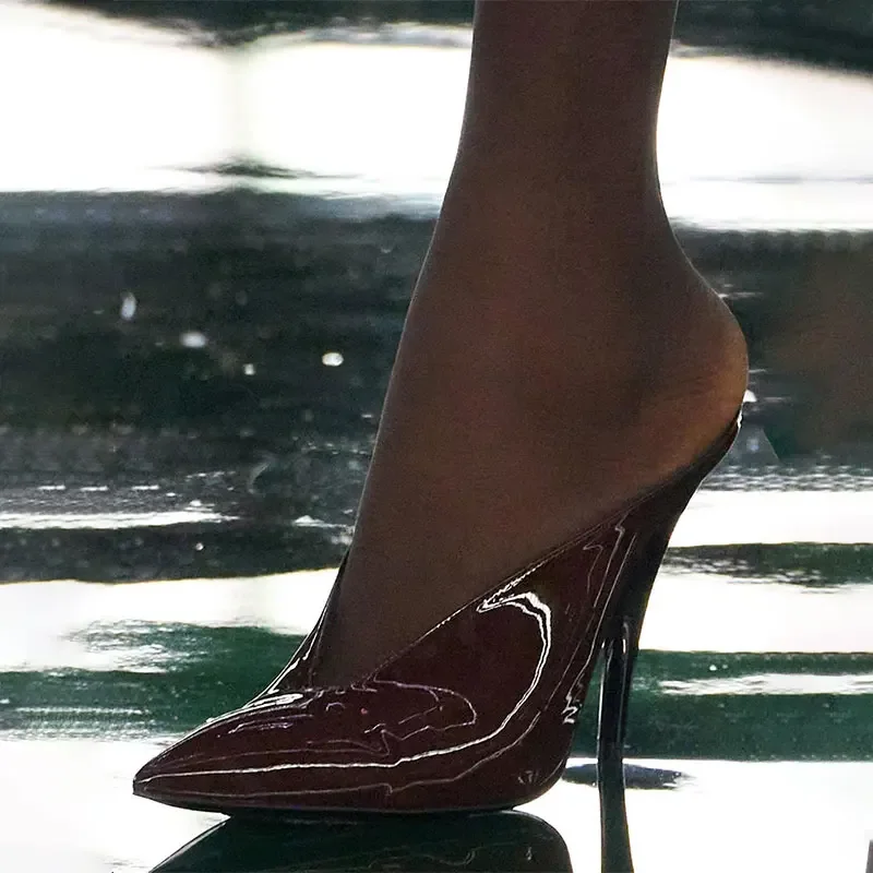 

Европейские и американские летние новые женские босоножки на каблуке с острым носком, пикантные вечерние банкетные большие полые сандалии