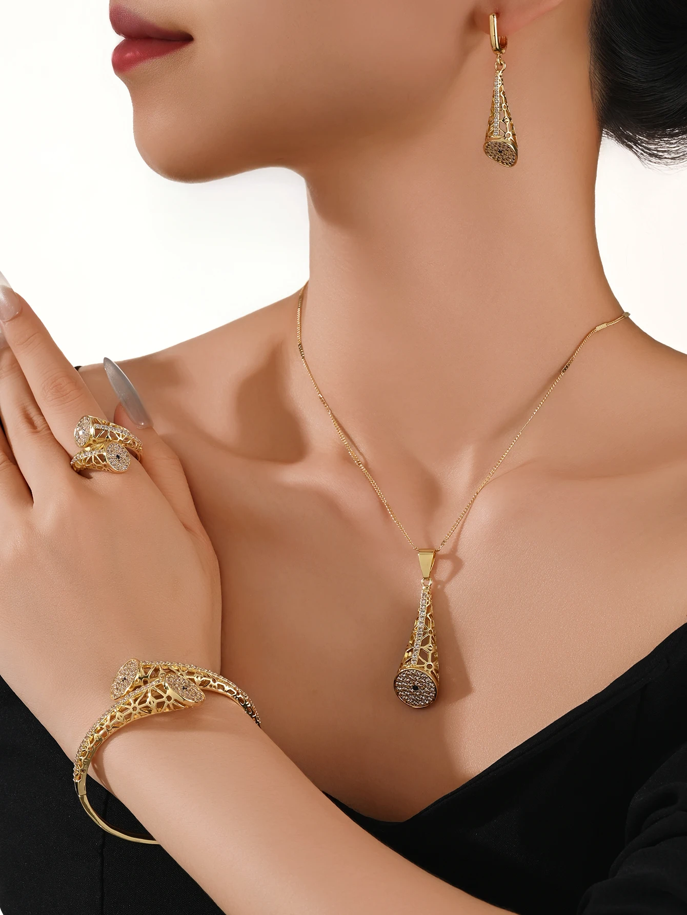 5 Pcs/set 18K Gold-plated Jewelry Collection, Wedding, Engagement, Party Gifts, Anniversary, Fashionable and Orthodox Copper