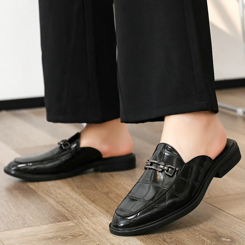 Summer Men Business Flip-flops Men One-foot Breathable Anti-slip Fashionable High-end Small Leather Shoes Sizes 38-46 Men Shoes
