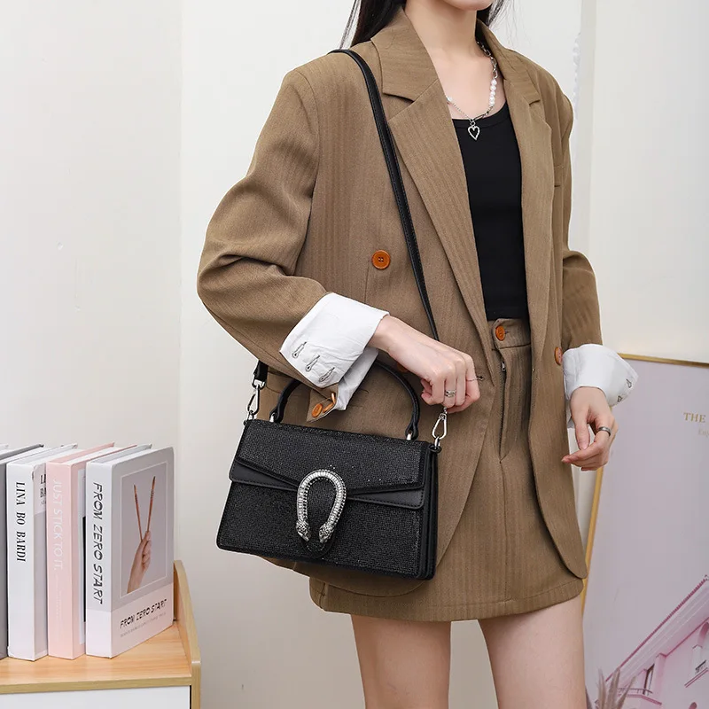 

2025 Pearl Underarm Bag - Elegant Rhinestone Mini Square Purse, Trendy Crossbody Shoulder Bag for Women, Luxury Evening Clutch