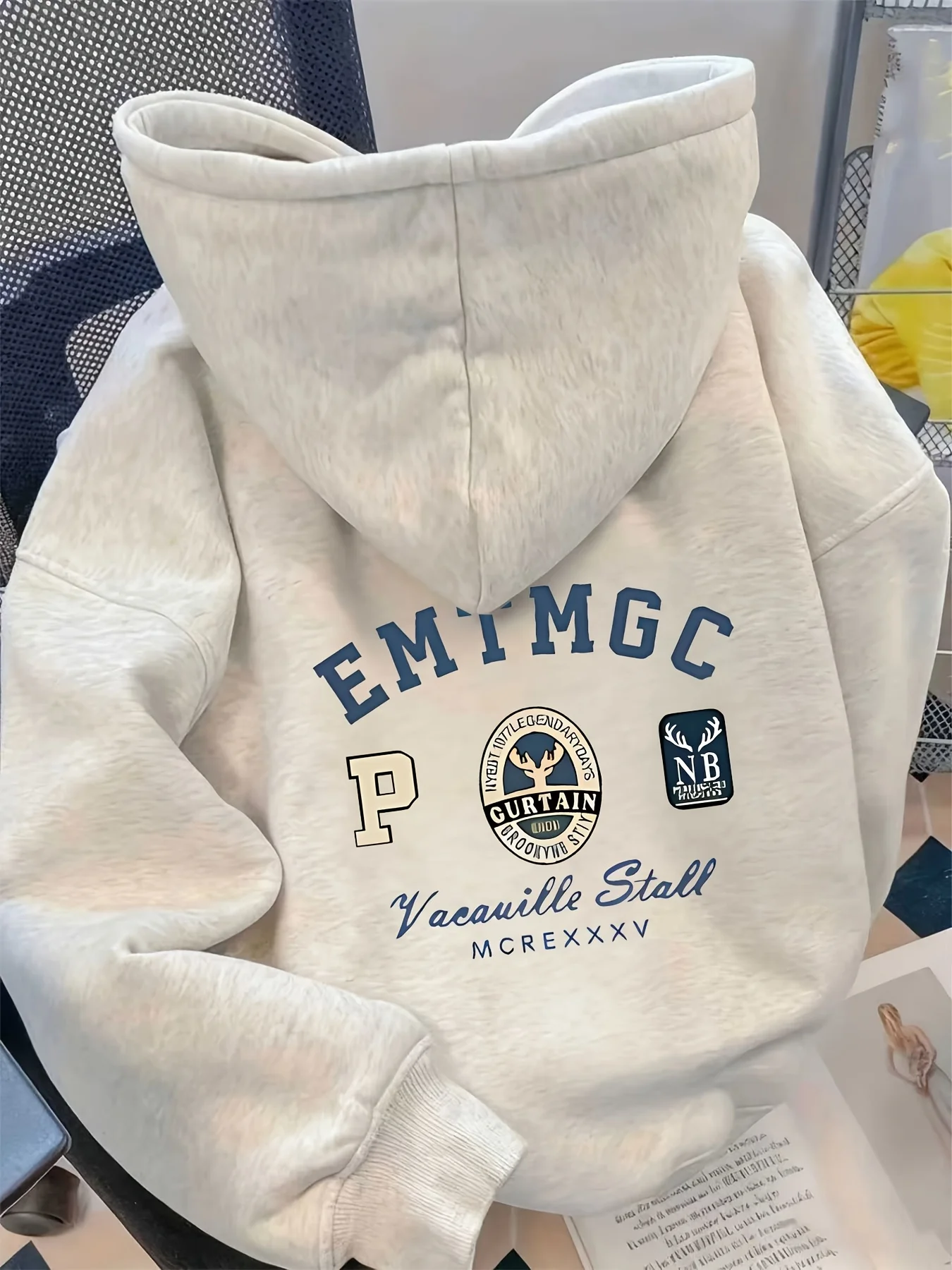 الرجال عادية مطبوعة نمط هوديي 2025 الخريف الشتاء جديد حار بيع الرجال النساء القطن الخالص عادية المألوف فضفاض هوديي