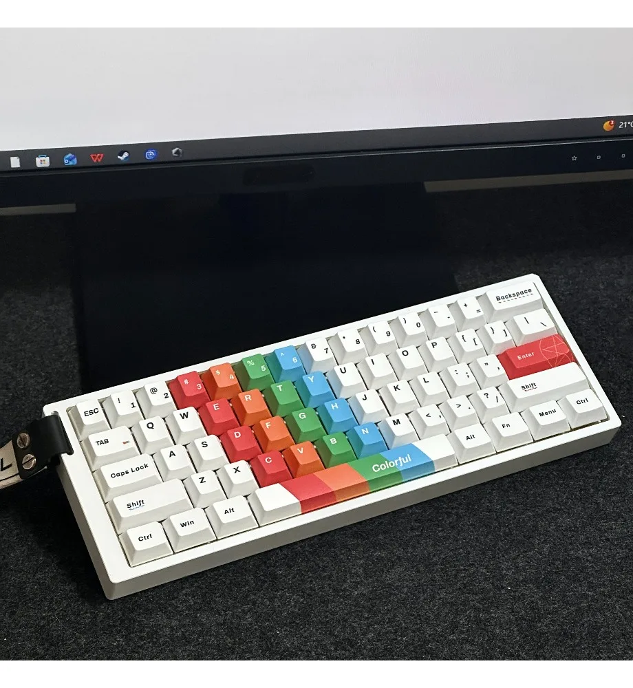 Painted keycaps simple personality is engraved hot sublimation original PBT adaptation magnetic axis tarantula Maifrom