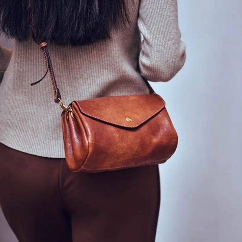 2023 New Luxury Leisure Simple High quality Leather Women\'s Small Cross bag Weekend Outdoor Natural Cowhide Leather Shoulder Bag