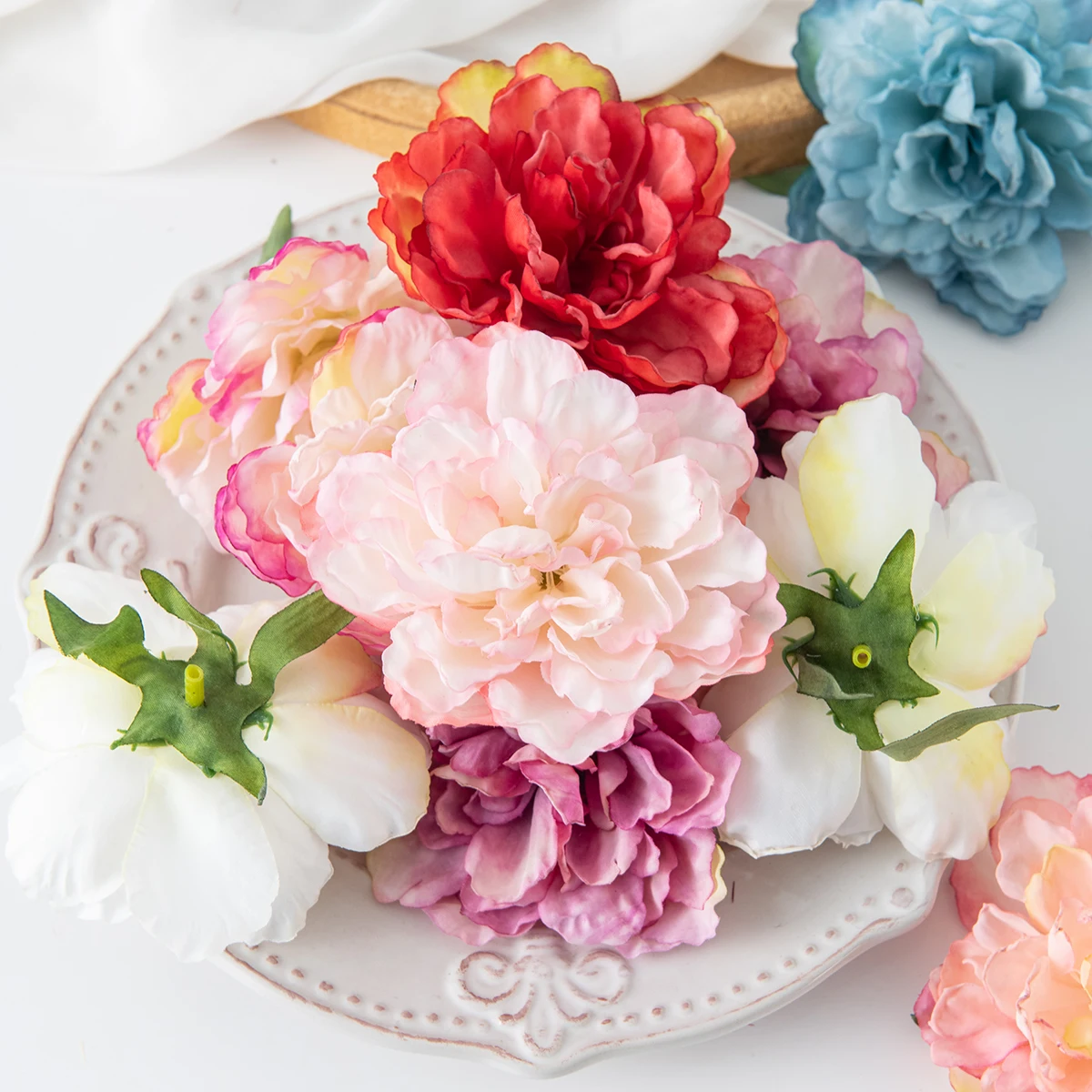 

100pcs Artificial Peony Flowers Wedding Bridal Party Christmas Home Decoration garden arches Diy gift box Hot sales Flowers head