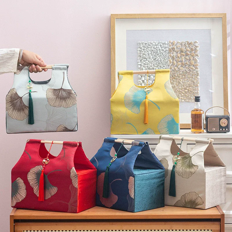 Apricot Leaf Patter…