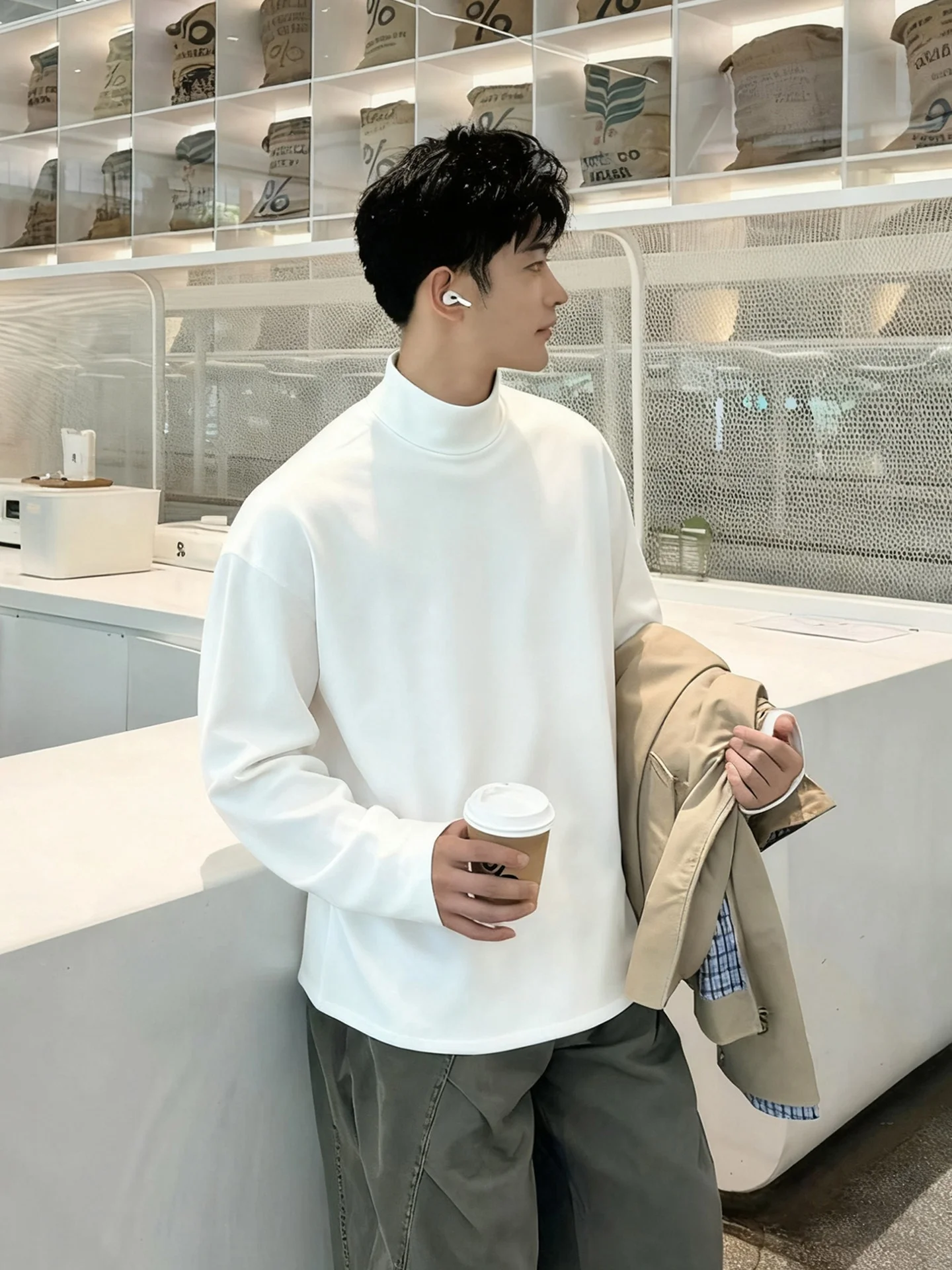 

Мужские худи без капюшона: Эстетичные, с градиентным окрашиванием, облегающие, для пляжа и фестивалей, яркие, смелые цвета, художественная эстетика, яркие оттенки.