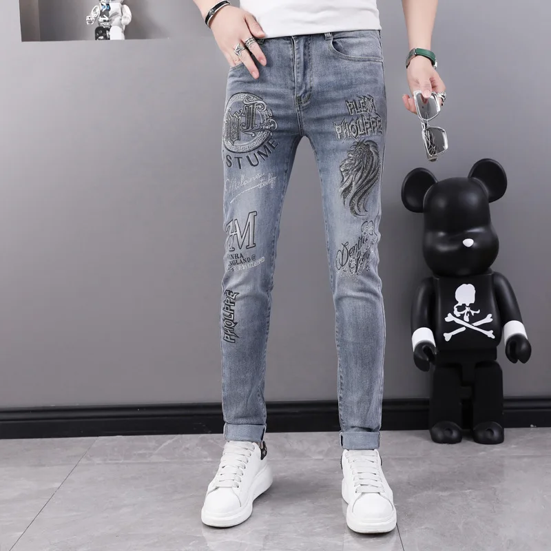 

2023 Fashion New Mens Jeans Stick Rhinestone Skinny Pants High Quality Slim Blue Hip Hop Jeans Streetwear Mans Denim Trousers