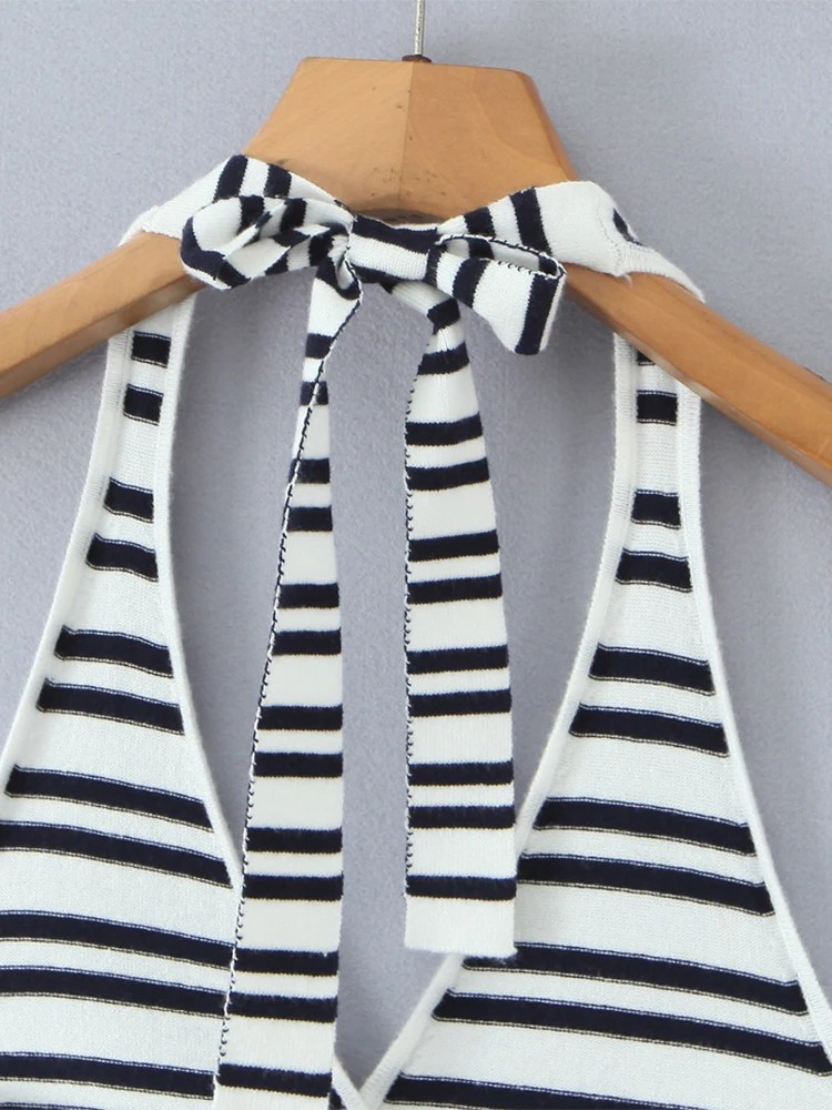 تشو ساو بيوتي 2025 المرأة موضة جديدة الحلو مخطط محبوك تانك القمم مثير الرسن الخامس الرقبة بلا أكمام تي شيرت شيك عارية الذراعين #4