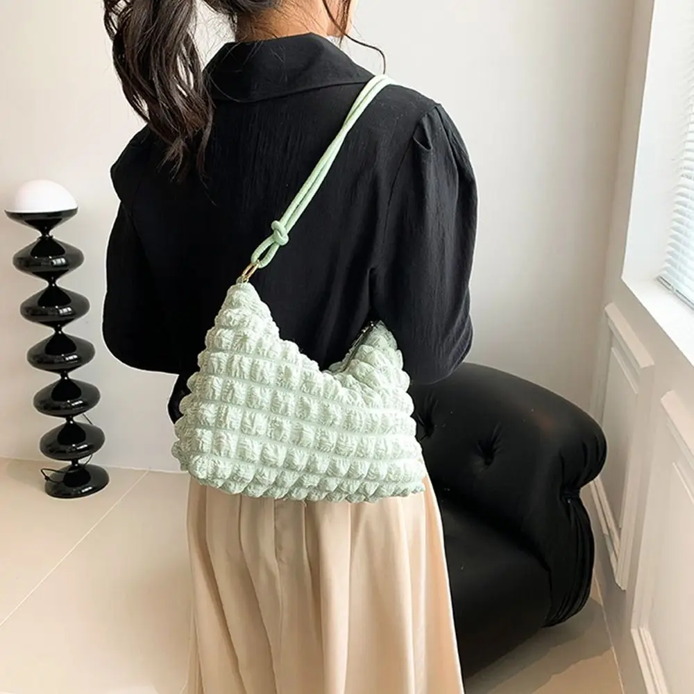 Bolsa de lona para mulheres bolsas de ombro bolsas de bolhas plissadas bolsa acolchoada bolsa de axilas casual acolchoada bolsa de nuvem acolchoada