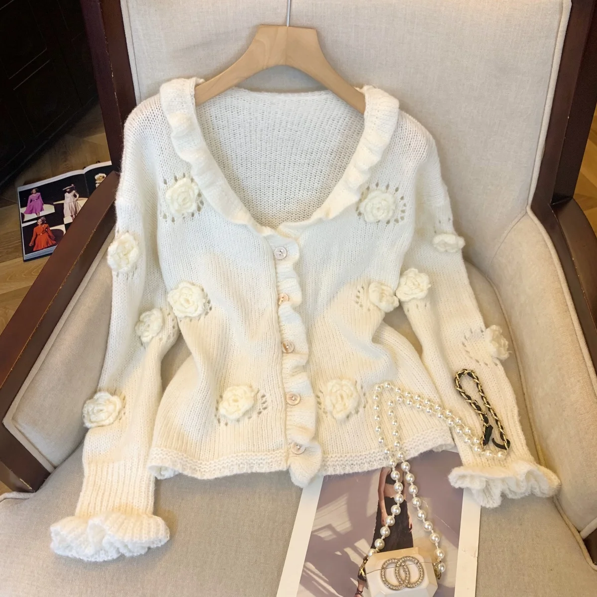 

Women 3D Floral White Cardigan Sweater Vintage 2000s Y2k V-Neck Jumper Knitwear Long Sleeves Sweater Autumn Winter Clothes 2025