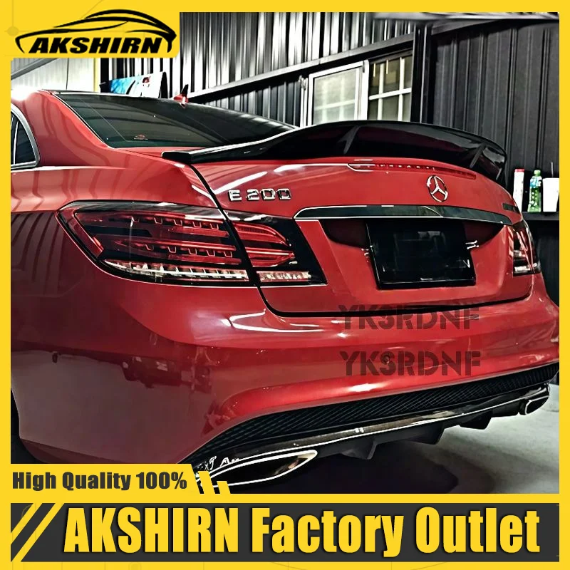 W207 C207 Geschmiedeter Carbonfaser / FRP Kofferraumspoiler R-Style Flügel für Mercedes E-Klasse Coupé 2010 - 2013 E200 E250 E300 E350