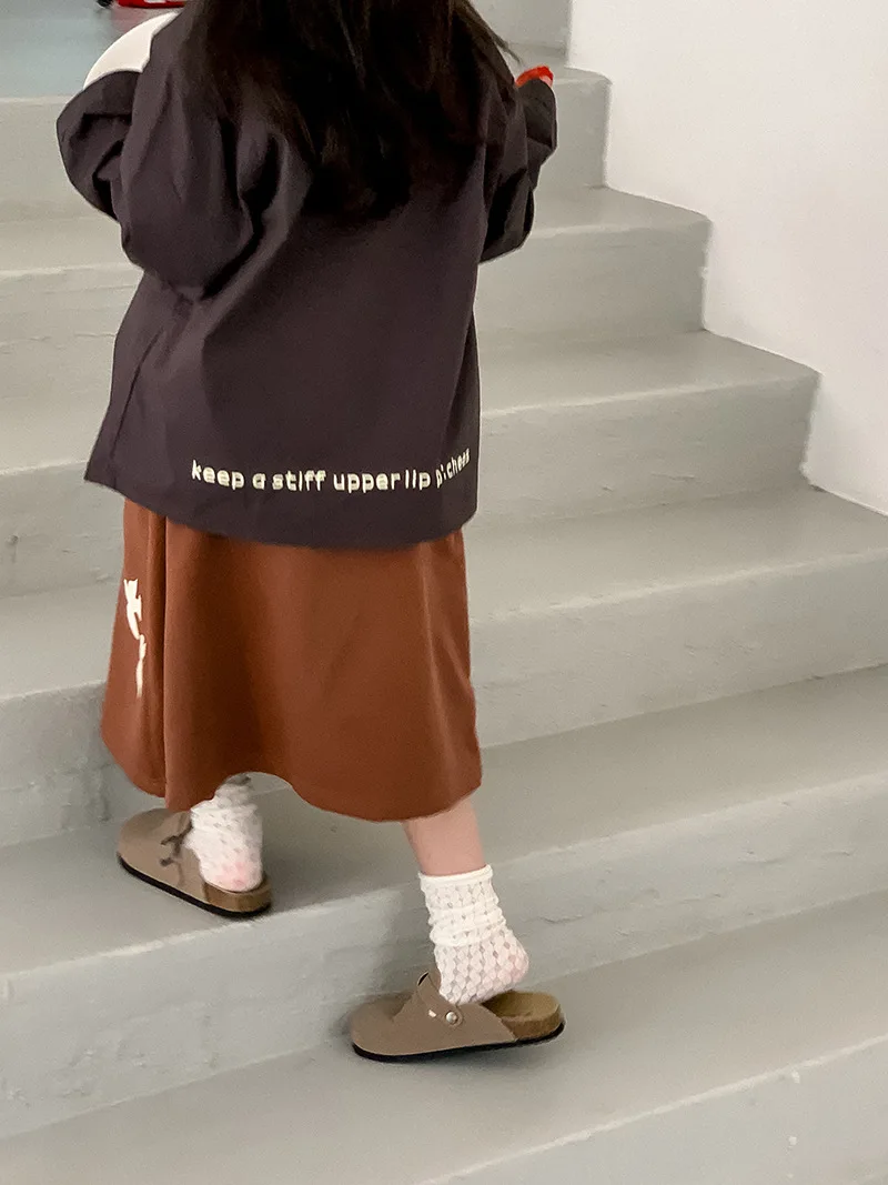 Gonne per ragazze 2024 autunno nuovi vestiti per bambini ragazze in stile coreano gonna in maglia con stampa di rondine per bambini casual semplice