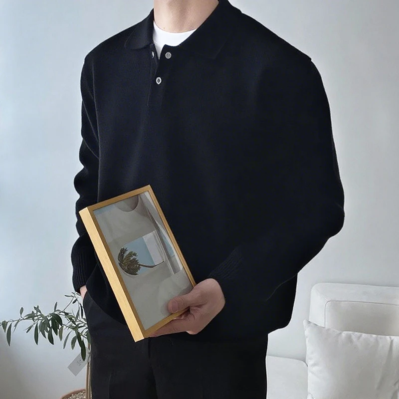 อินเทรนด์สีทึบเสื้อกันหนาวผู้ชายเสื้อโปโล 2025 ฤดูใบไม้ร่วงฤดูหนาวใหม่สบายๆแขนยาวถักจัมเปอร์ผู้ชายแฟชั่นเสื้อกันหนาว
