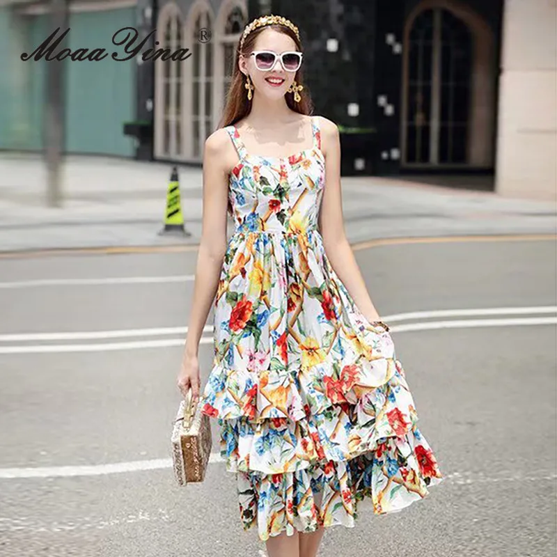 

MoaaYina 2025 Spring/Summer Floral Print Layered Pleated And Camisole Strapless Casual Dress