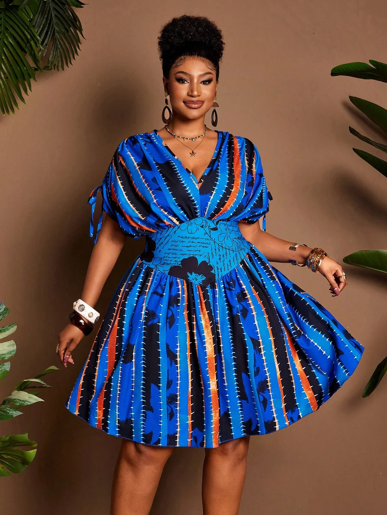 

Shirred Short Sleeve Drawstring Waist Printed Plus Size Casual Dress