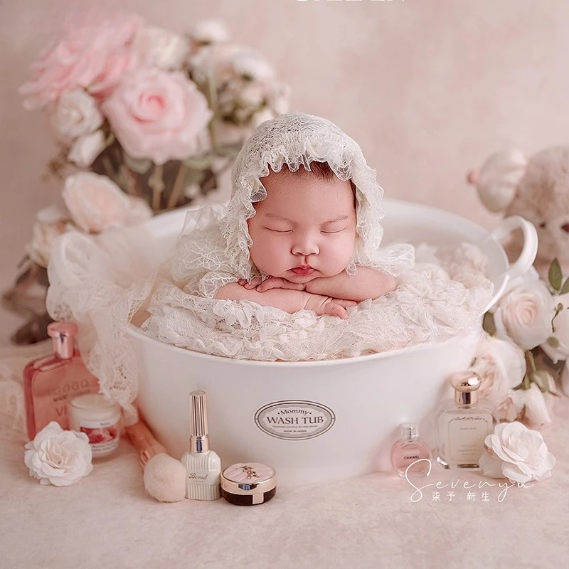 Newborn Photography Baby Girl Lace Clothing Backdrop Cosmetic Decors Bathtub for Bathing Theme Occation for Studio Photoshoot
